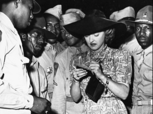 tumblr_lj7ayd0x1Z1qzl2o8o1_500