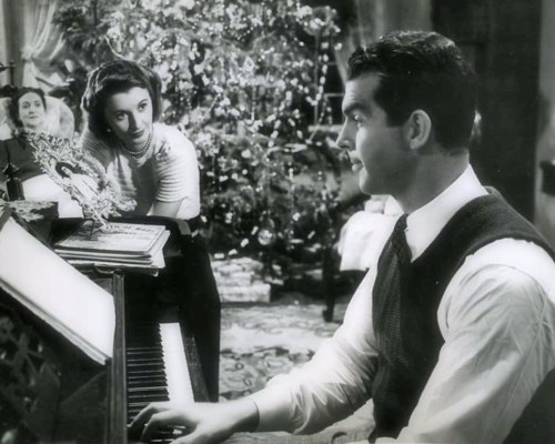 tumblr_nge21ayTFe1squauco4_1280